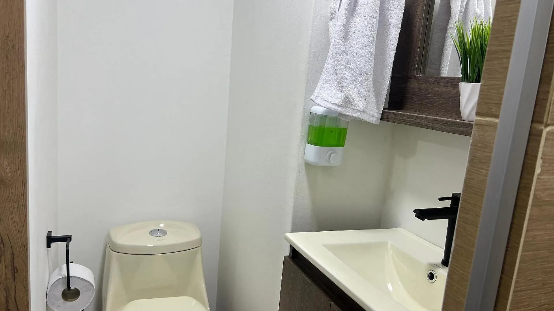 Acogedor Apartamento En Laureles Medellin Apartment
