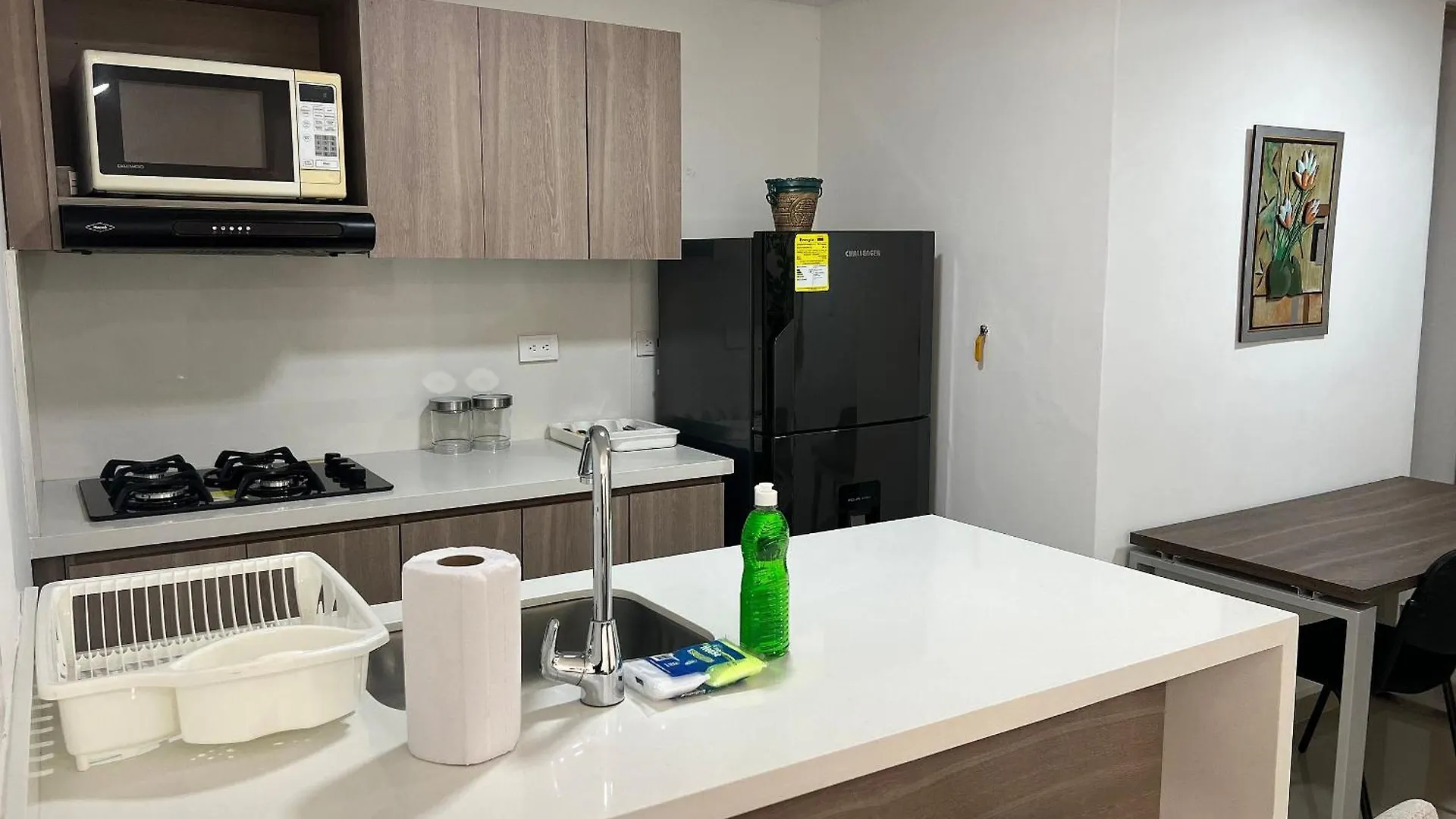 Acogedor Apartamento En Laureles Medellin 0*,